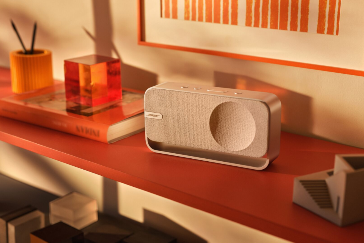 インテリアに馴染む、極上の音！ボーズの重低音スピーカーが2万円台で