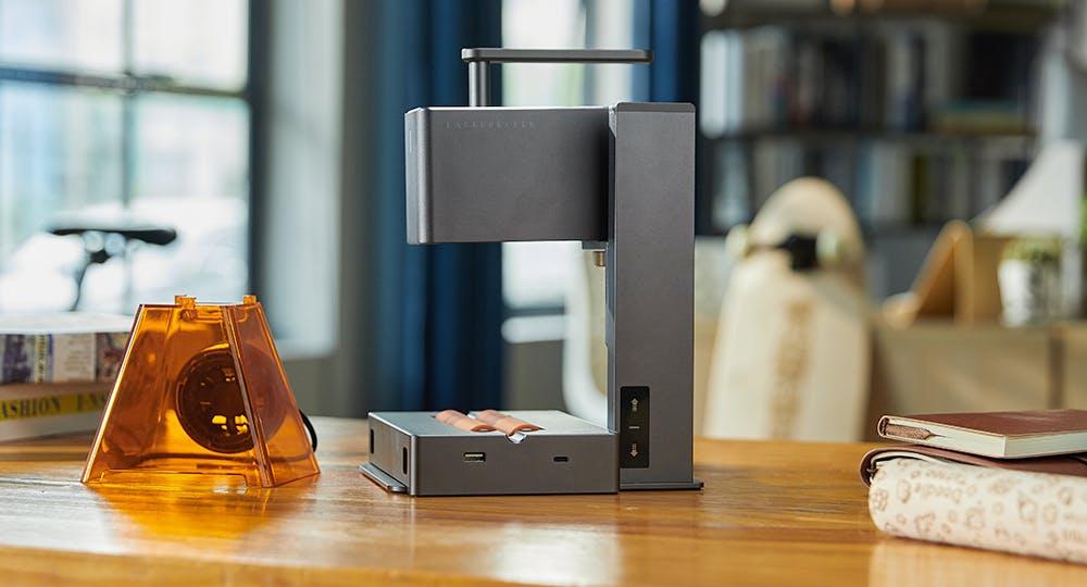 お気に入りのガジェットにオリジナリティを。クラファン支援総額6億円