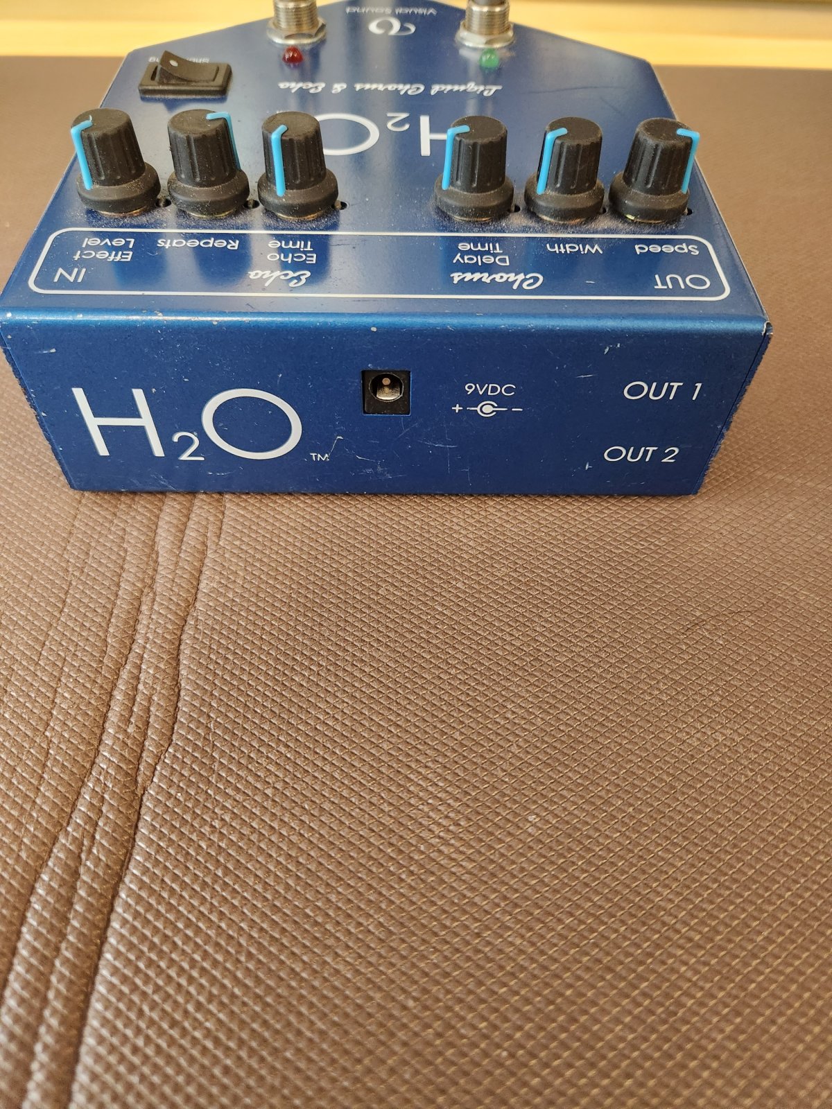 Visual Sound H2O V1 Liquid Chorus and Echo Pedal