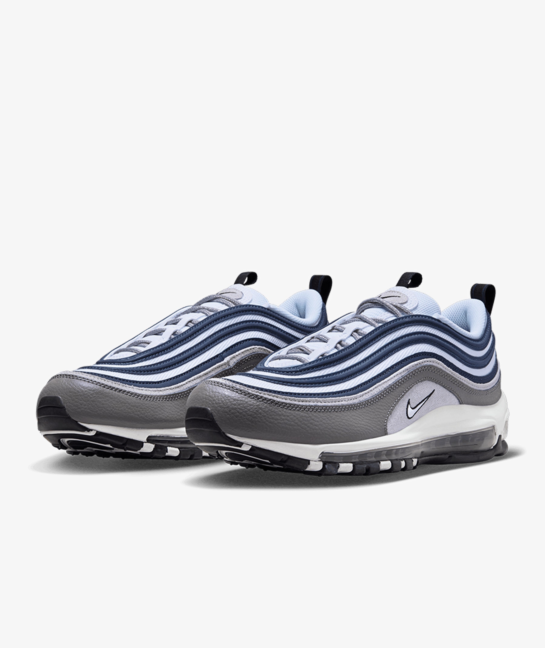 DV7421-001_sivasdescalzo-Nike-