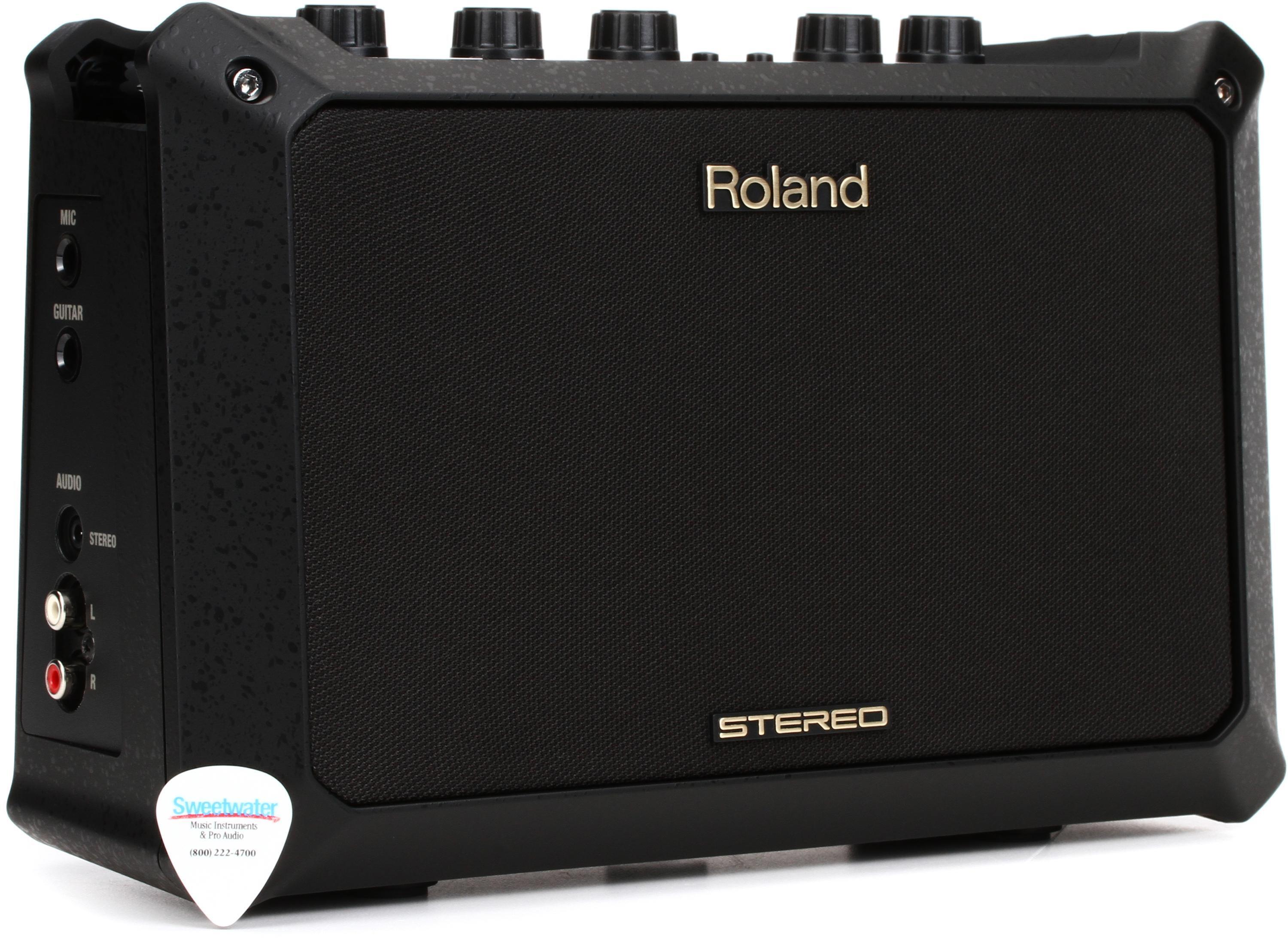 Roland MOBILE Cube AC 5-watt 2x4-inch Acoustic Combo Amp Reviews