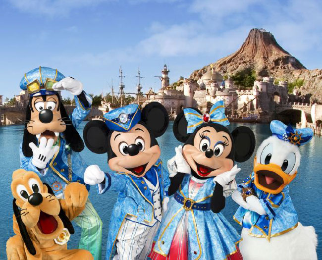 公式】東京ディズニーシー15周年・スペシャルパレード“ザ・イヤー