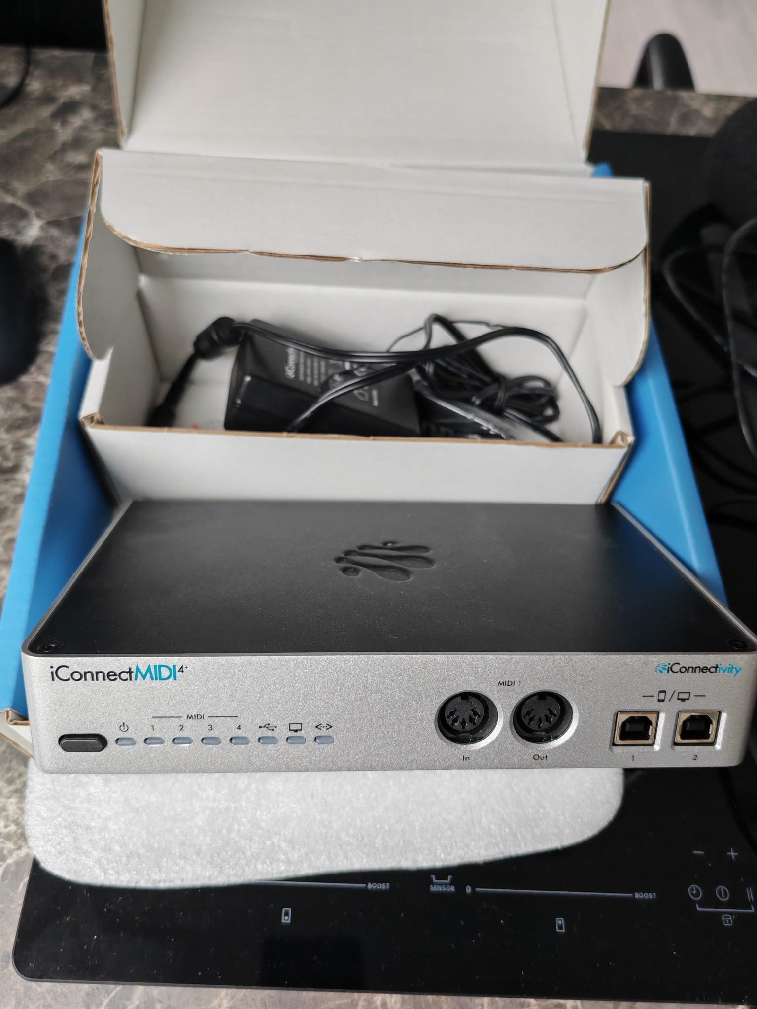 IconnectMIDI 4+ - iConnectivity IconnectMIDI 4+ - Audiofanzine
