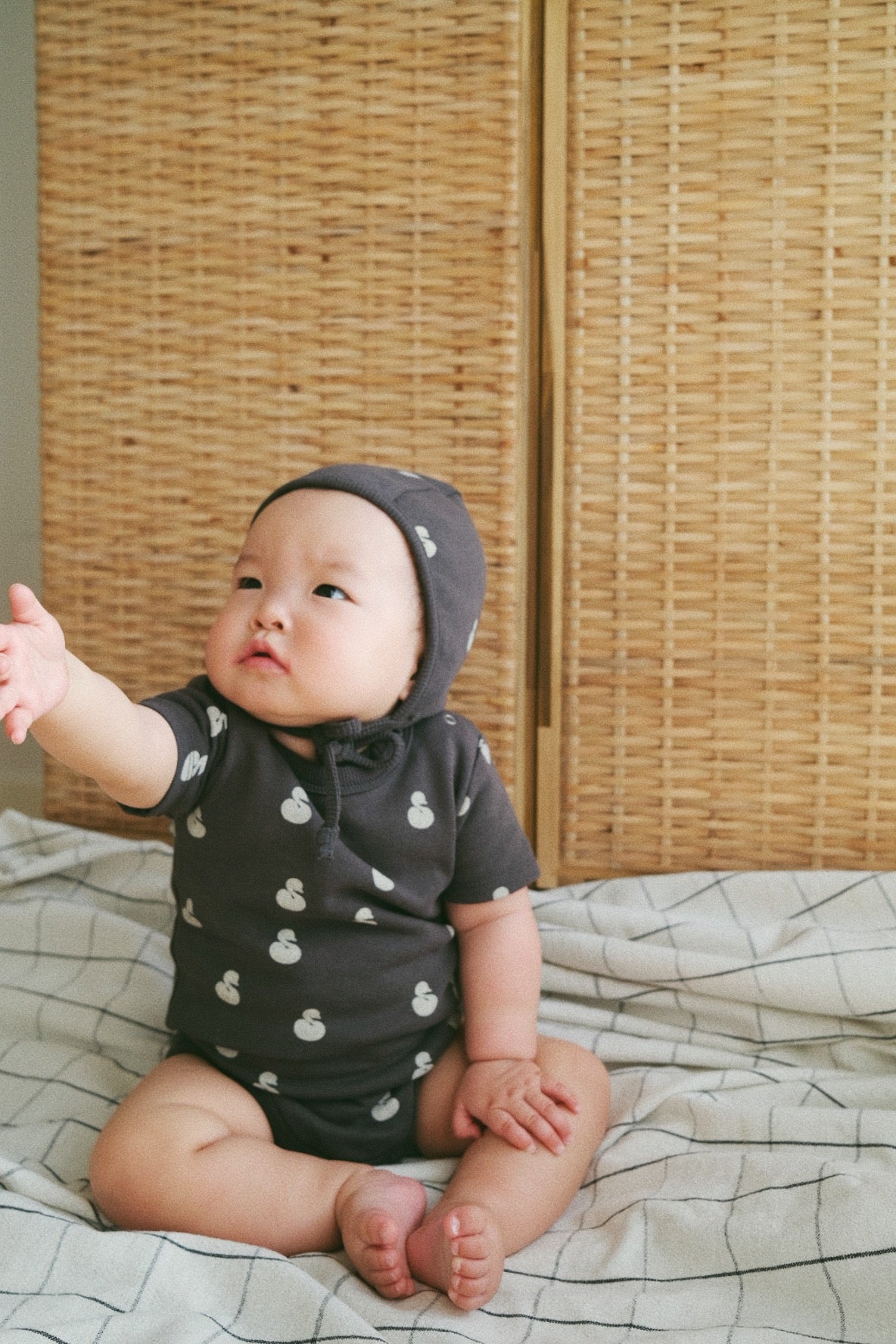 BLACK SWAN – melted butter