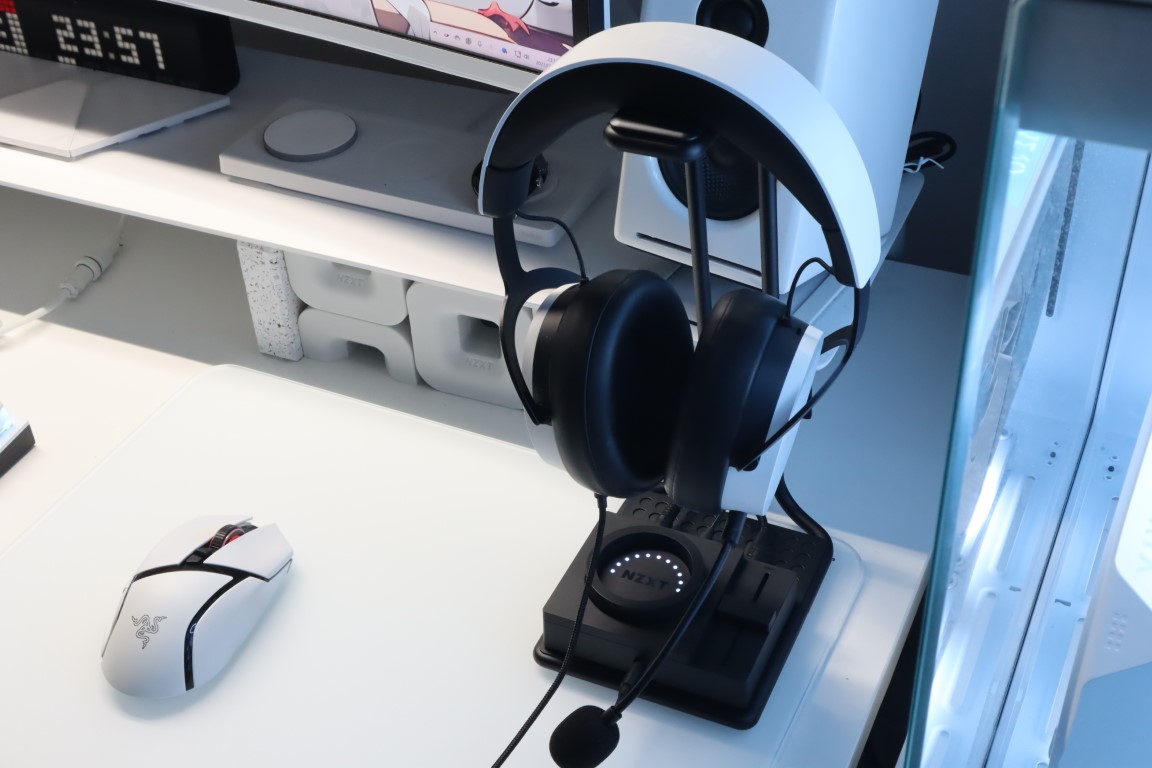 ヘッドホンスタンド兼ミキサー【NZXT SwitchMix】をレビュー