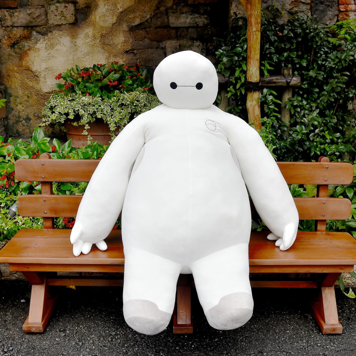 ふわふわに癒やされる！東京ディズニーランド“ベイマックス”ぬいぐるみ