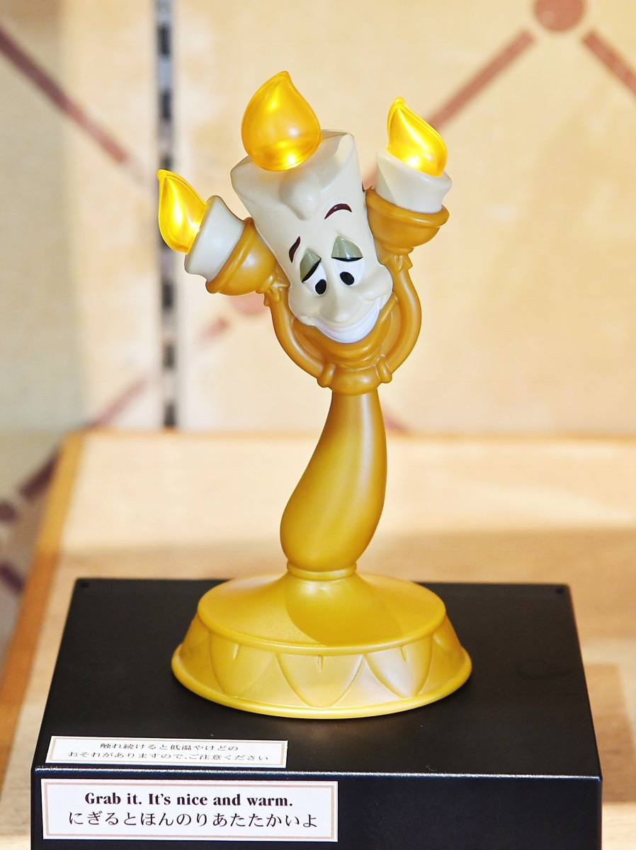 にぎるとほんのりあたたかい？！東京ディズニーランド“ルミエール