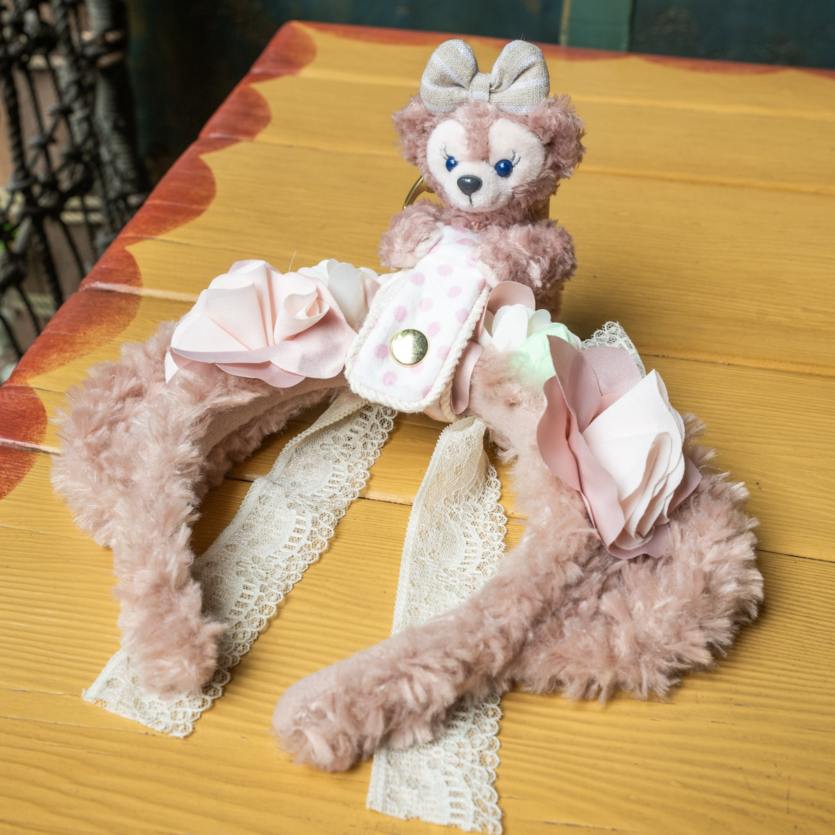 ダッフィー、シェリーメイのぬいぐるみ付き！東京ディズニーシー