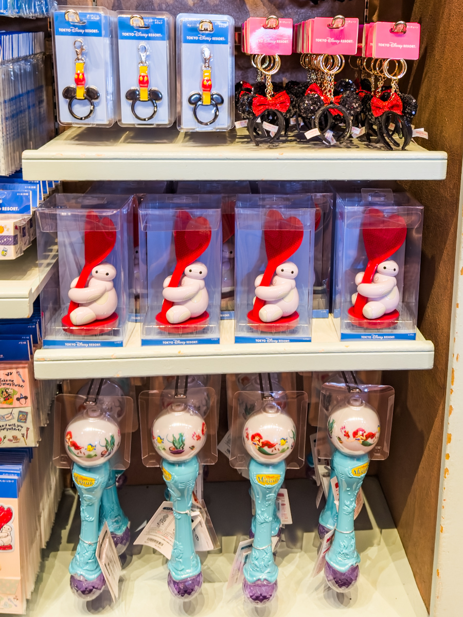 パークのお土産をデザイン！東京ディズニーリゾート おみやげモチーフ