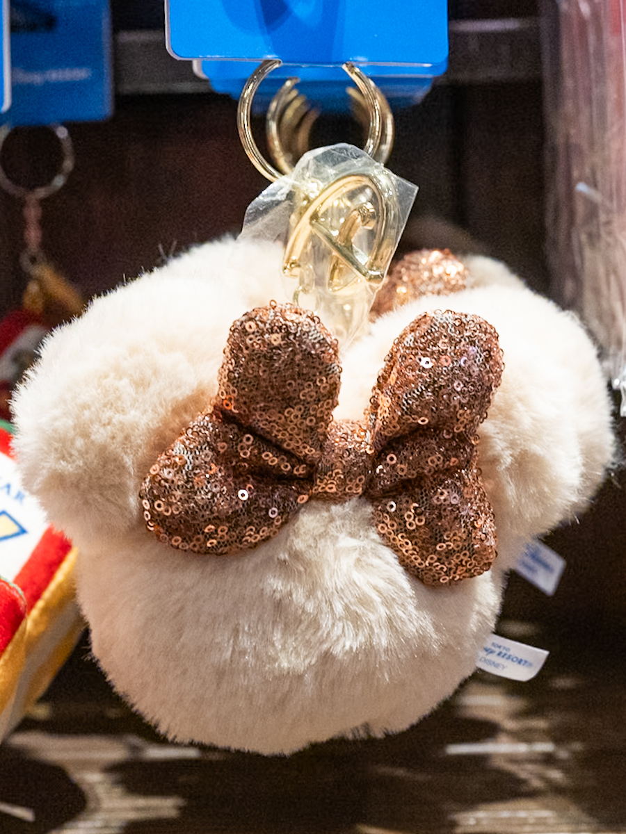 冬に着けたいふわふわデザイン！東京ディズニーランド「ミニーマウス