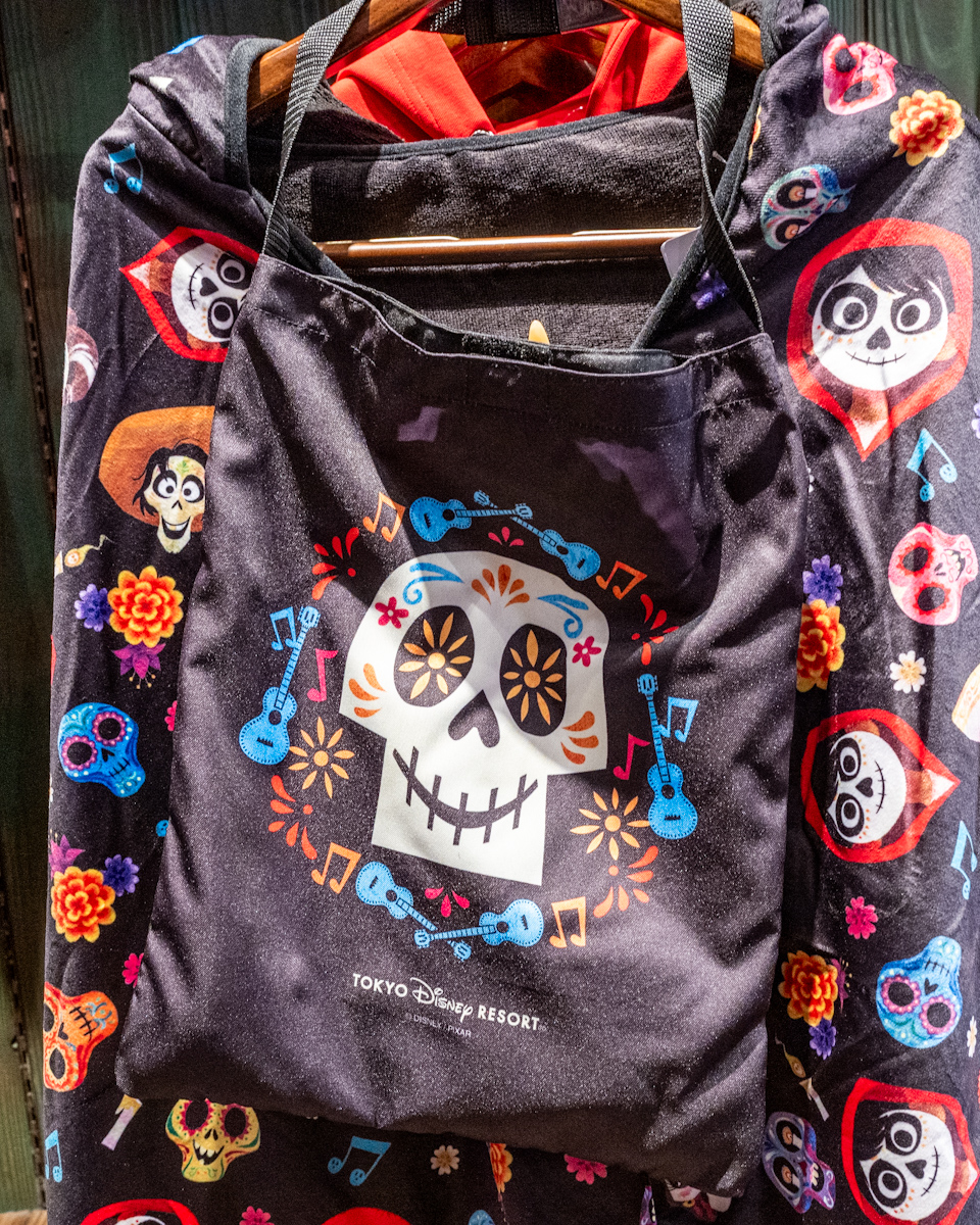 ガイコツに扮したミゲルデザイン！東京ディズニーリゾート『リメンバー