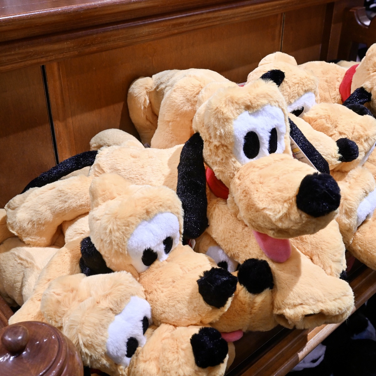 プルートのふわふわぬいぐるみ！東京ディズニーランド フラッフィー