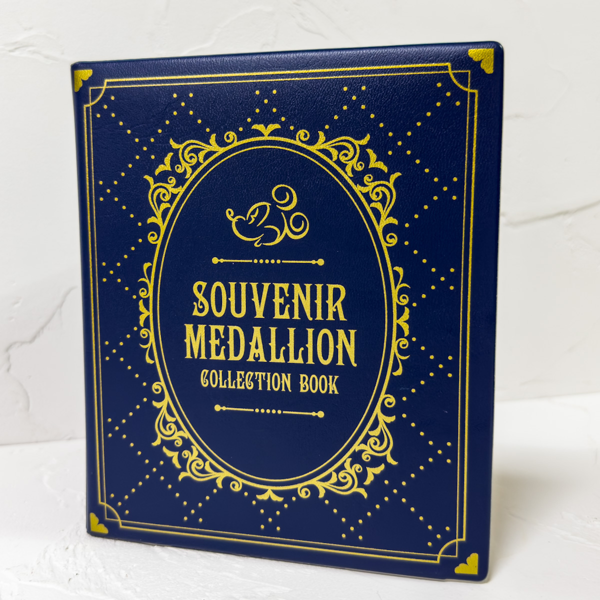 おしゃれなコレクションブック型！東京ディズニーランド スーベニア