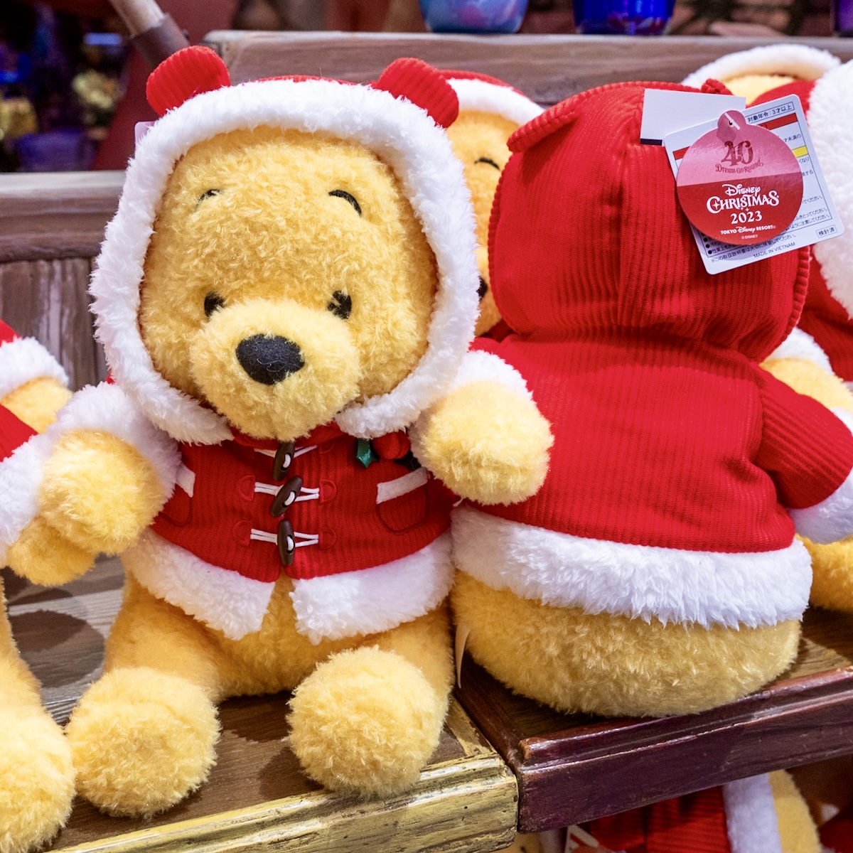 ダッフルコートを着たプーさん！東京ディズニーリゾート