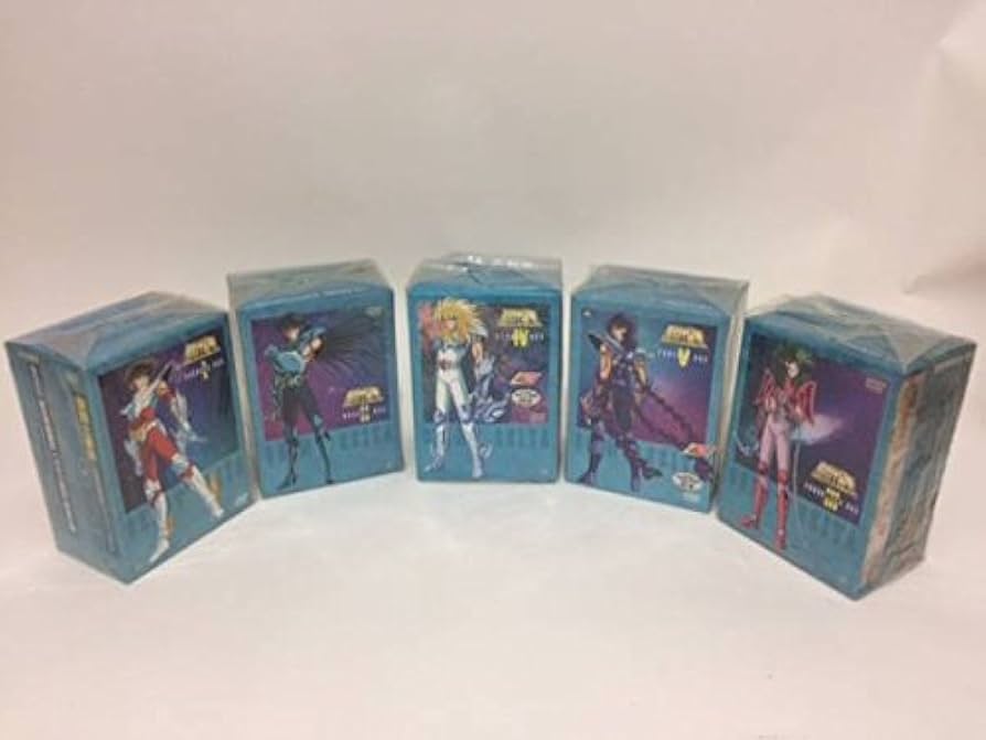 Amazon.co.jp: 聖闘士星矢 DVD-BOX全5巻初回生産特典フィギュア付き