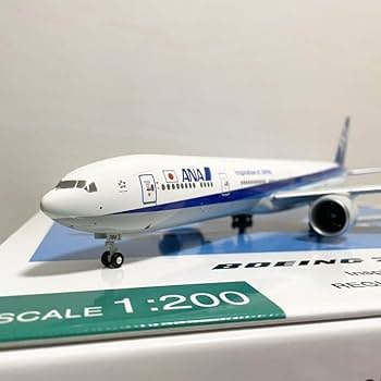 Amazon.co.jp: 全日空商事 1/200 B777-300ER ANA 全日空 JA784A : おもちゃ