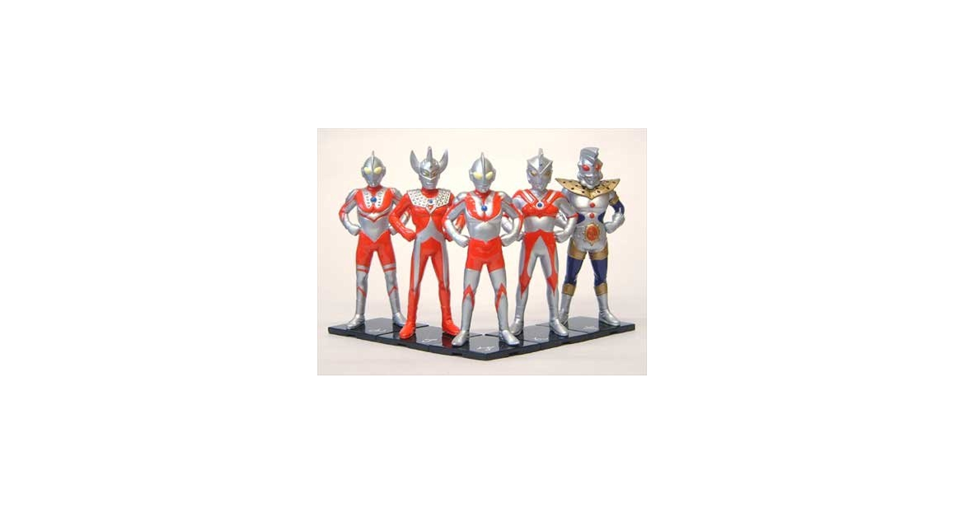 Amazon.co.jp: ウルトラマンシリーズ「ウルトラヒーロー大集合」 5種