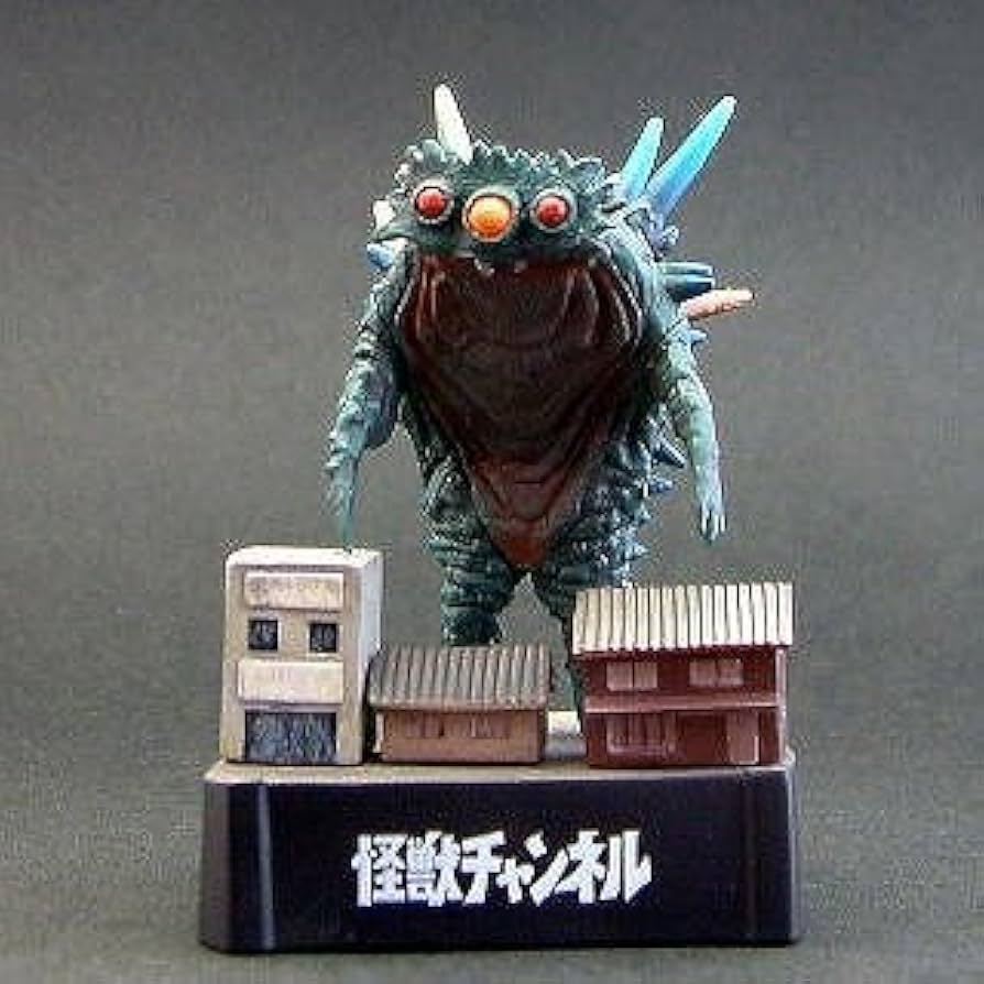 Amazon.co.jp: 絶版 帰ってきたウルトラ怪獣名鑑 怪獣チャンネル編