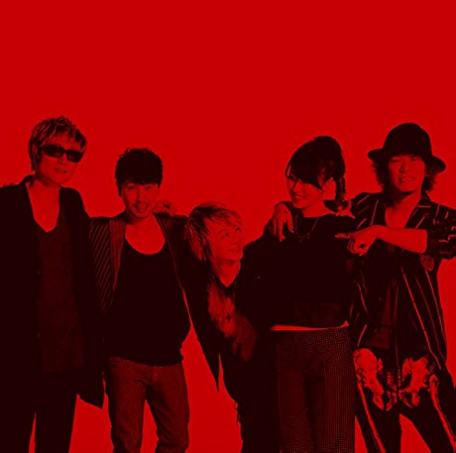 Amazon.co.jp: 10th Anniversary Best RED(初回生産限定盤) - Aqua