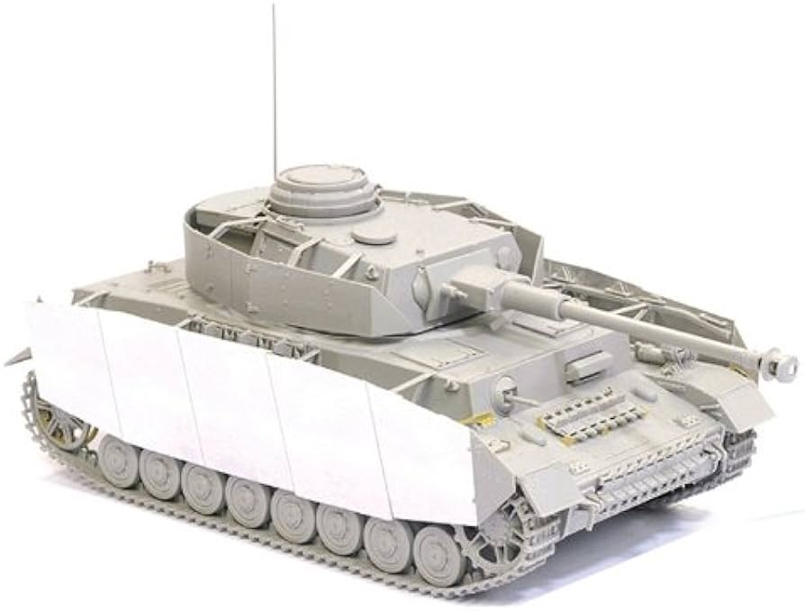 Amazon | サイバーホビー 1/35 WW.II ドイツ軍 IV号戦車J型 中期型