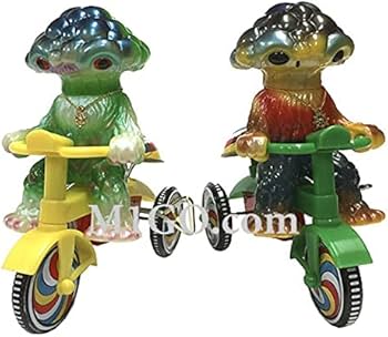 Amazon.co.jp: M1号 マタンゴ三輪車 麻美ver. 蓄光成型色 & 仙造ver