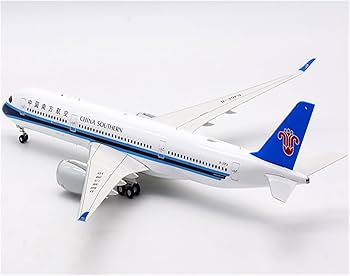 Amazon.co.jp: 1:200 スケール中国南方航空 A350-900 B-30F9 合金