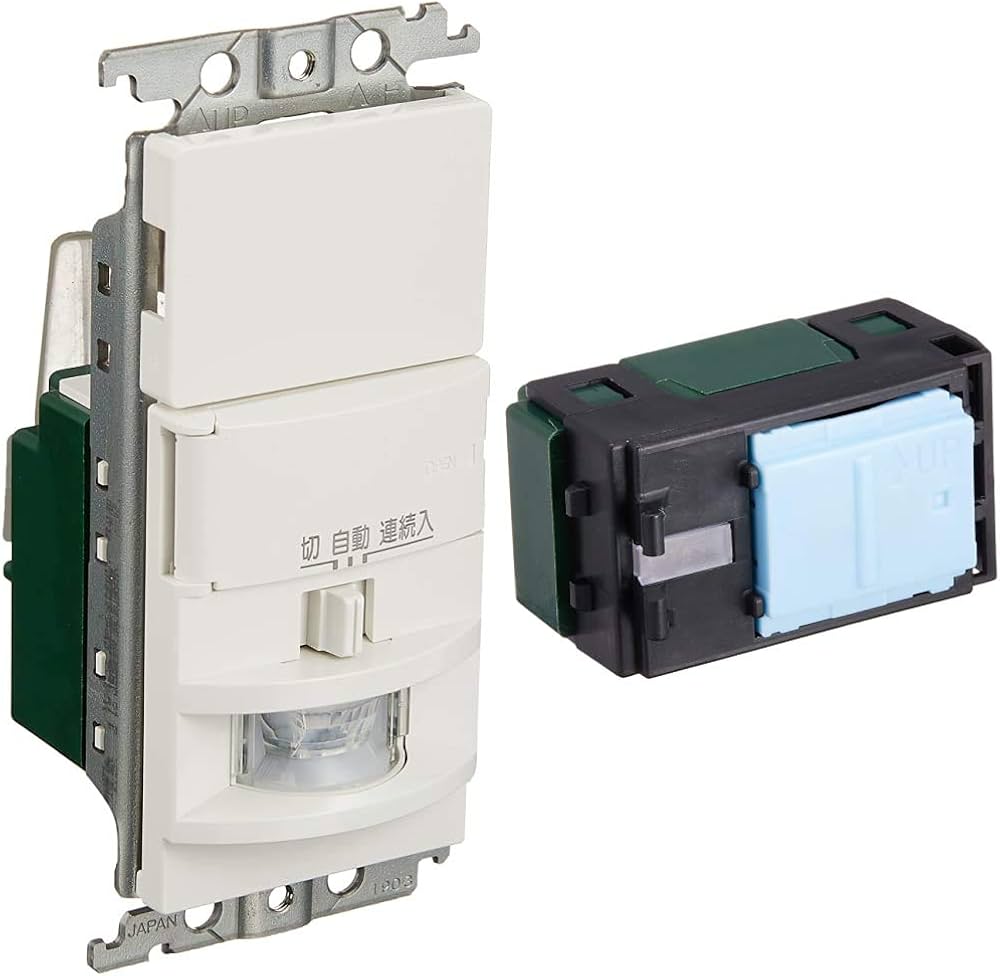 Amazon | パナソニック 壁取付熱線センサ付自動スイッチ ホワイト