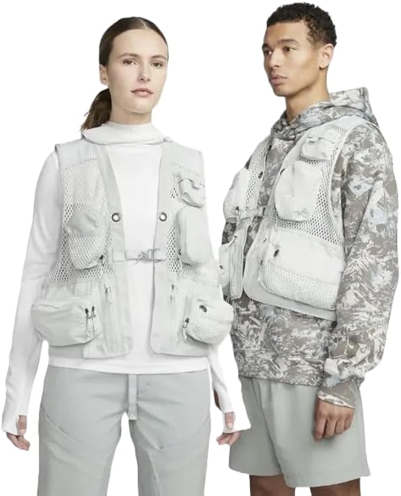 Nike ACG Unisex Buttles Vest, Light Silver, LARGE-TALL at Amazon