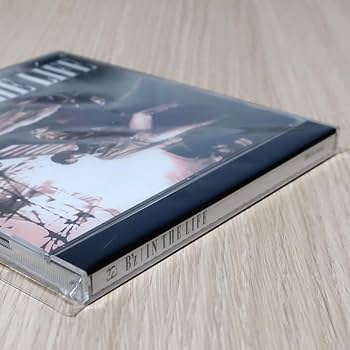 Amazon.co.jp: 公式台湾盤（ボーナストラック2曲追加収録）B'z IN THE