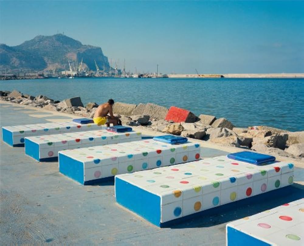 Amazon.com: Wim Wenders: Places, Strange and Quiet (German and