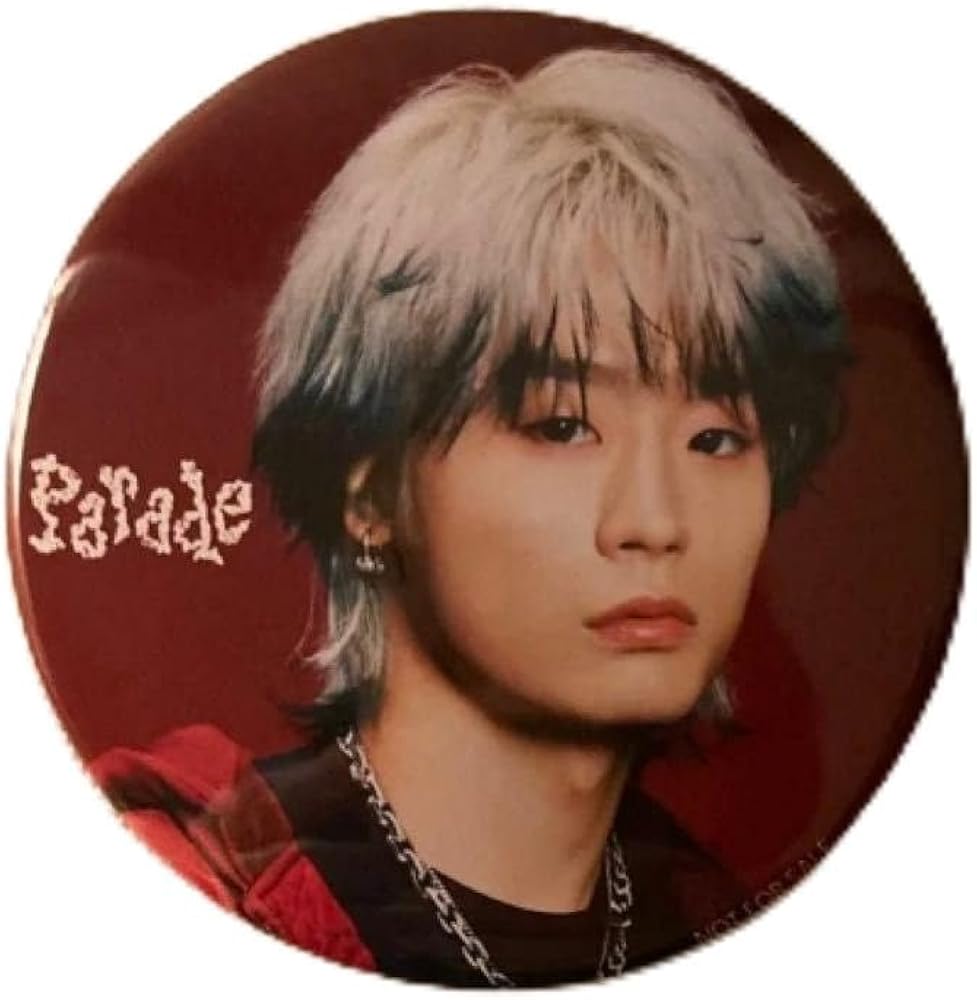 Amazon.co.jp: MAZZEL Parade 特典 缶バッジ TAKUTO : ホビー