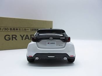 Amazon | 1/30 ミニカー 新型ヤリス GR YARIS 前期 非売品 カラー
