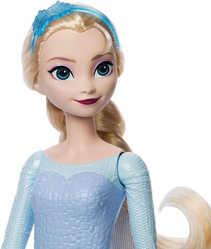 Amazon.com: Mattel Disney Frozen Elsa Fashion Doll Set, Spin