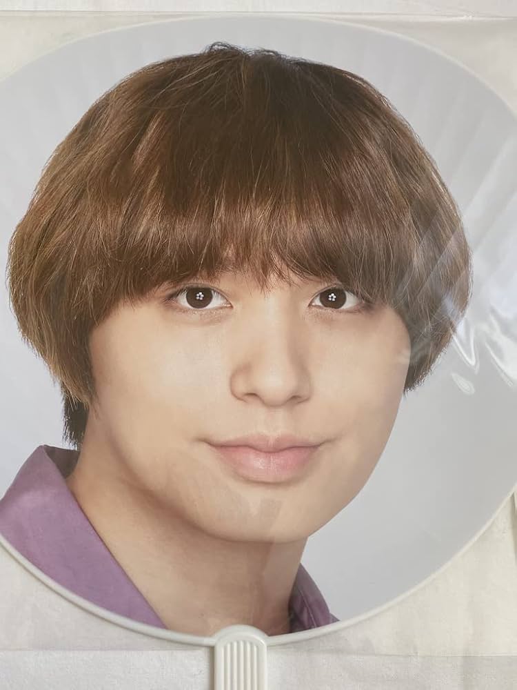 Amazon.co.jp: Hey! Say! JUMP【 （ 伊野尾慧 ）ジャンボうちわ