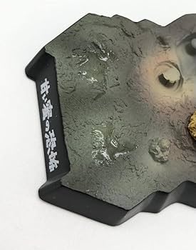 Amazon.co.jp: 現状渡/難有 ウルトラQ ウルトラ怪獣名鑑 シークレット