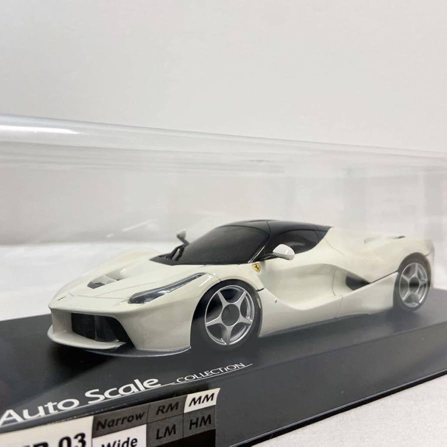 Amazon.co.jp: 京商 MINI-Z FERRARI LaFERRARI White ミニッツ