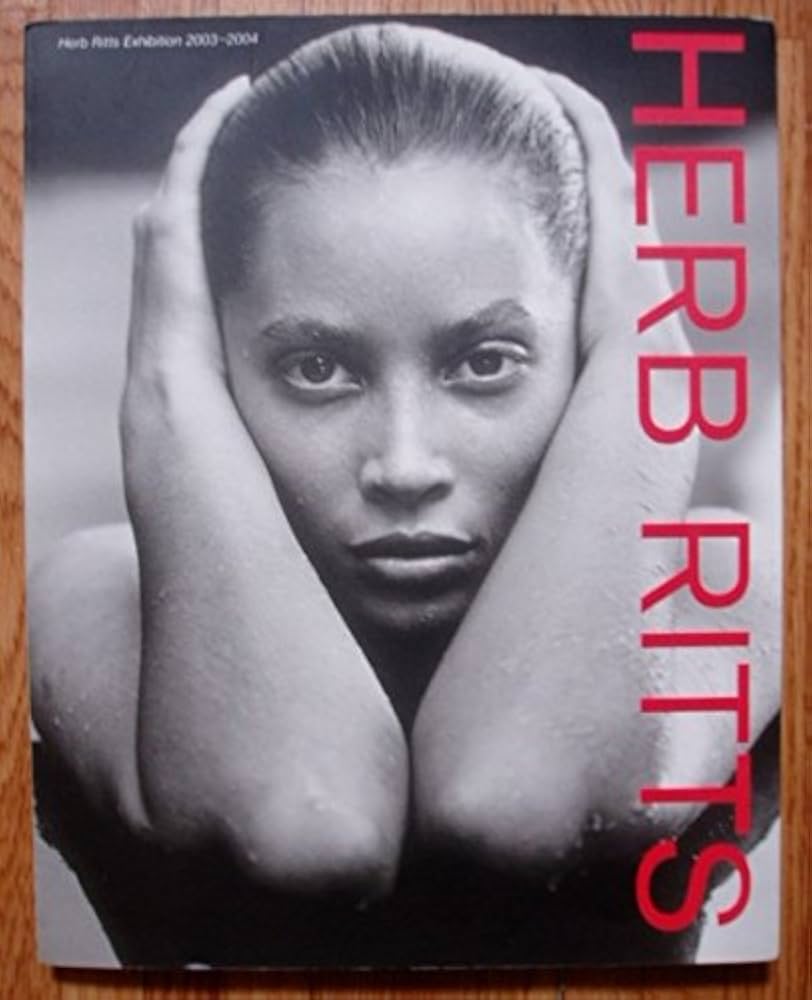 Amazon.co.jp: 図録 ハーブ・リッツ写真展 Herb Ritts Exhibition 2003