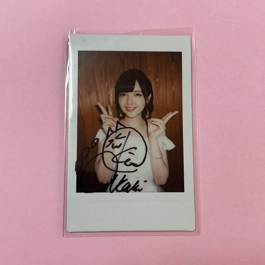 Amazon.co.jp: 鬼頭明里 直筆サイン入り チェキ ポラ 虹ヶ咲 鬼滅 声優