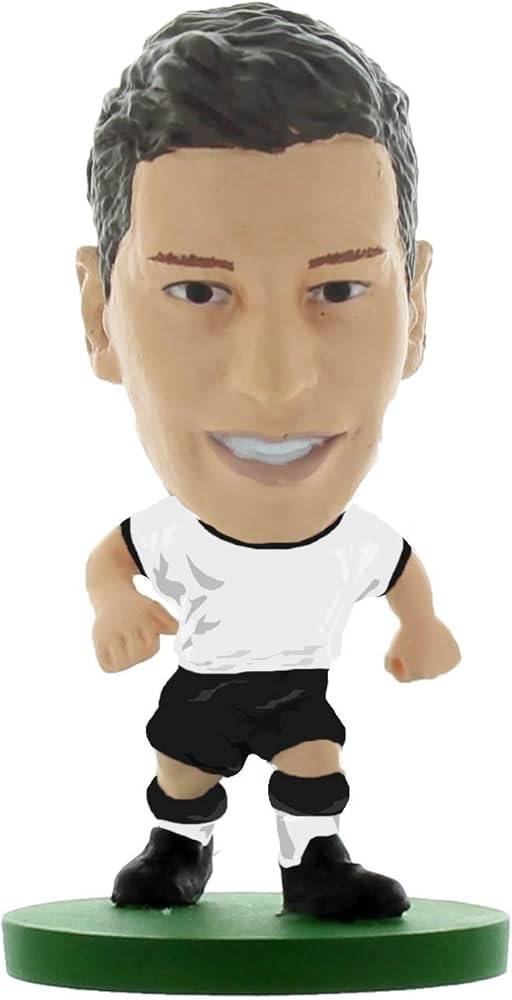 Amazon.com: SoccerStarz - Germany Julian Draxler (New Kit