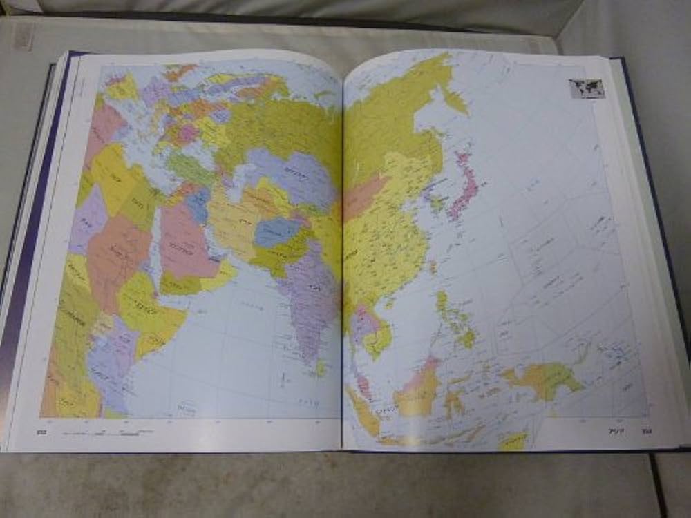 ベルテルスマン世界地図帳 日本版 普及版 |本 | 通販 | Amazon