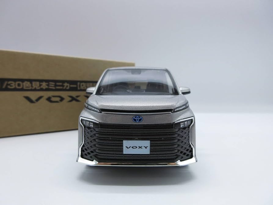 Amazon | 1/30 ミニカー 新型ヴォクシー S-Z 2022年モデル カラー