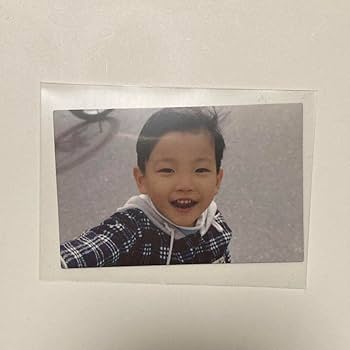 Amazon.co.jp: ATEEZ ホンジュン 幼少期 トレカ : おもちゃ