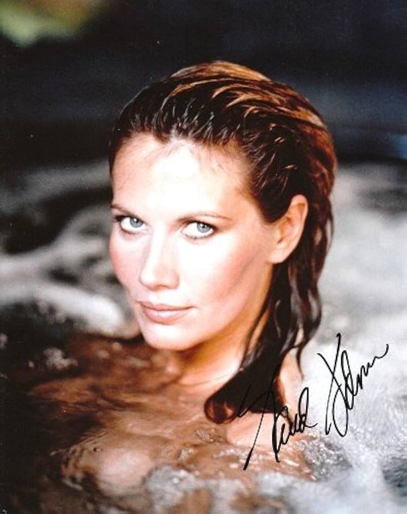 Amazon.co.jp: ◇直筆サイン ◇モード アダムス ◇Maud Adams ○007