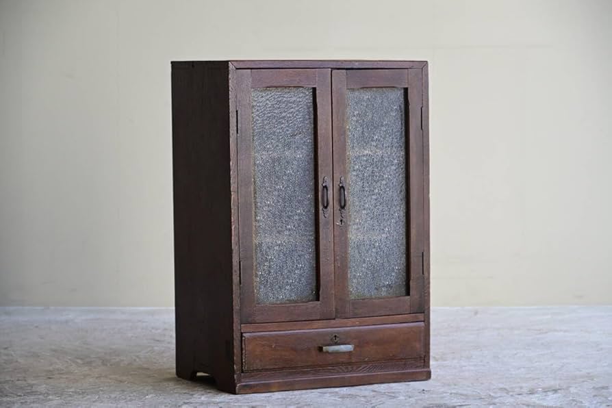 Amazon.co.jp: 【骨董品】レトロ本棚ガラス扉付き無垢材木製収納家具