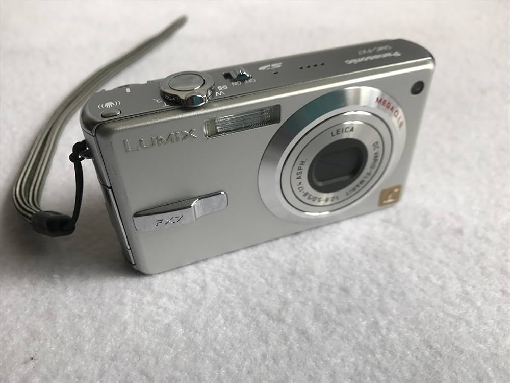 Amazon.co.jp: パナソニック LUMIX FX7 シルキーシルバー DMC-FX7-S