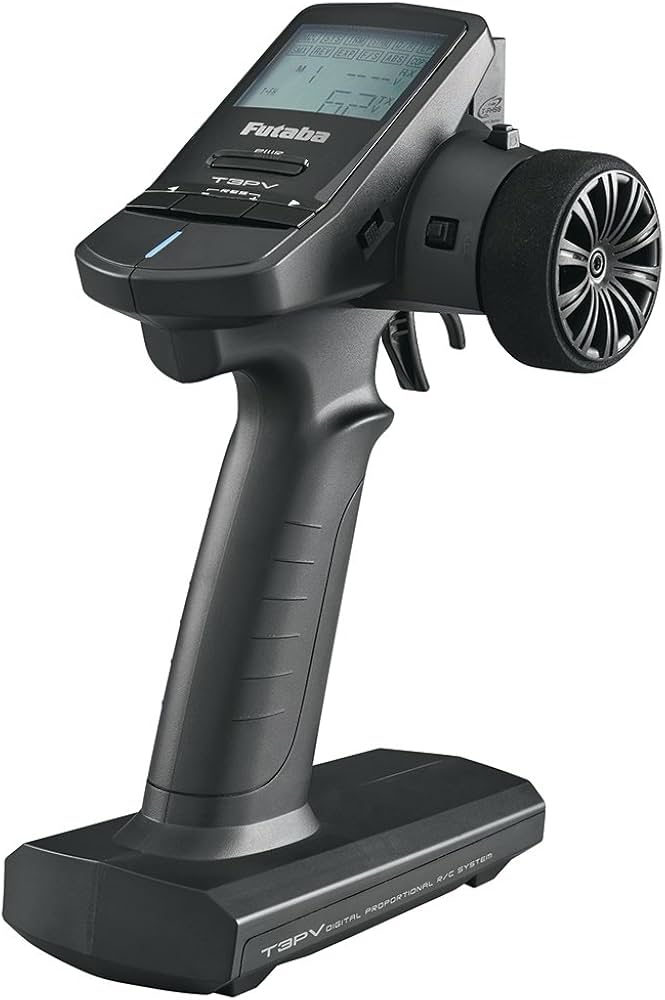 Amazon.com: Futaba 3PV Three-Channel Two-Point-Four Gigahertz