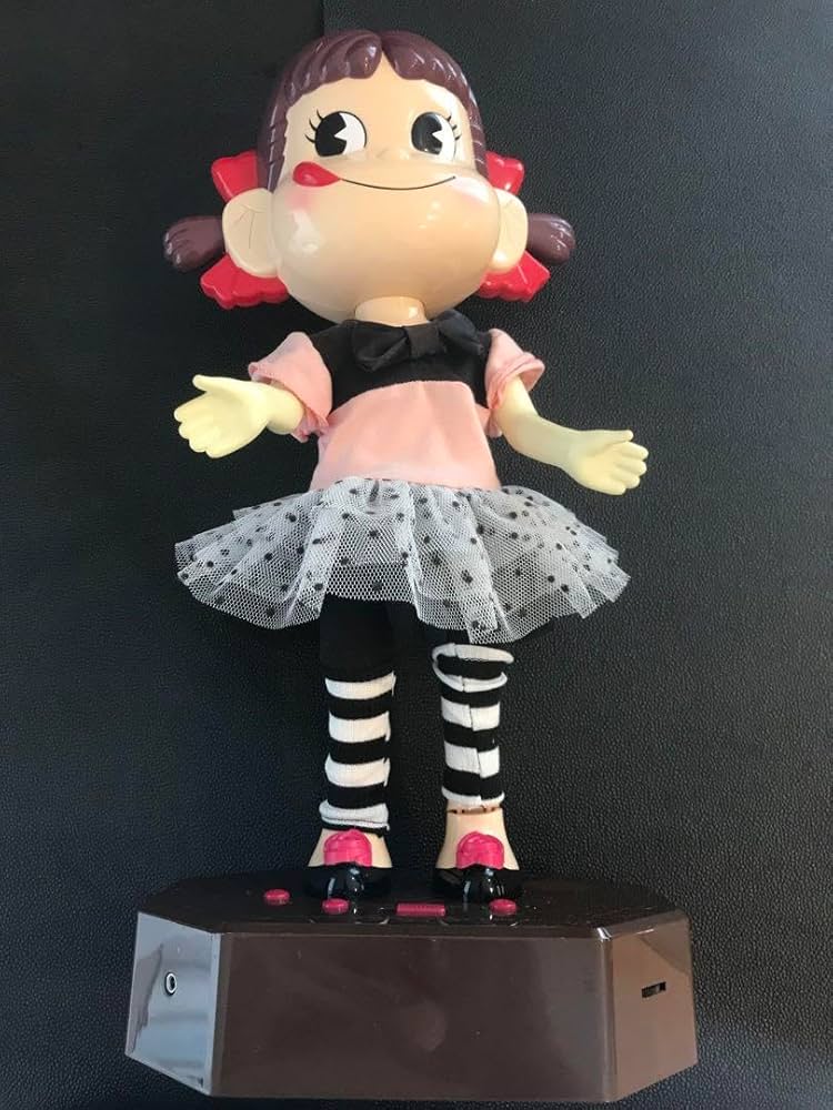 Amazon | ダンシング＆メッセージペコちゃん 人形 大きい 不二家