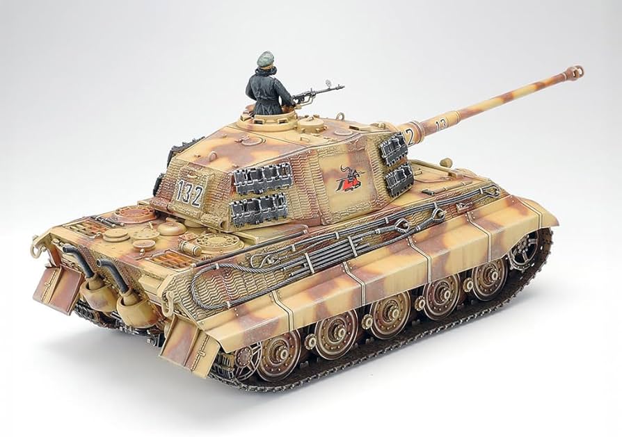 Amazon.com: Tamiya 35164 1/35 King Tiger Production Turret Tank