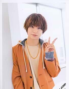 Amazon.co.jp: Hey! Say! JUMP 公式生写真（伊野尾慧）HAL00614 : おもちゃ