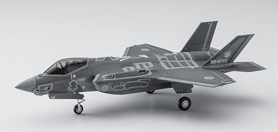 Amazon | ハセガワ 1/72 航空自衛隊 F-35 ライトニングII(A型) 第6航空